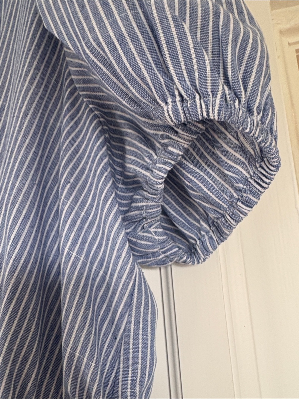 Sugarlips Light Blue & White Striped Puff-Sleeve Midi Dress - Picture 4 of 5